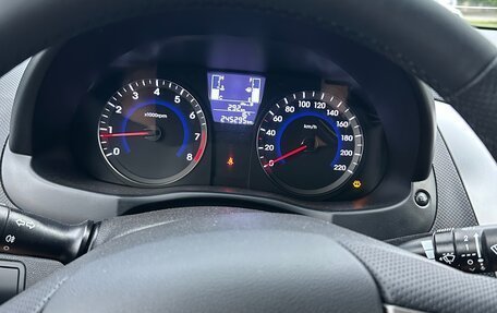 Hyundai Solaris II рестайлинг, 2014 год, 850 000 рублей, 1 фотография