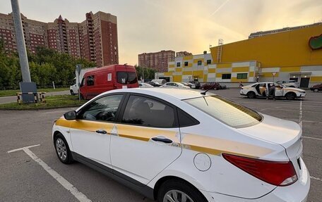 Hyundai Solaris II рестайлинг, 2015 год, 750 000 рублей, 7 фотография