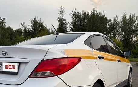 Hyundai Solaris II рестайлинг, 2015 год, 750 000 рублей, 5 фотография