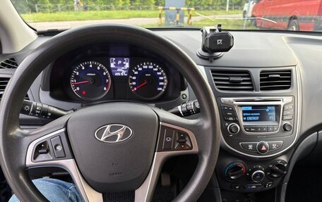 Hyundai Solaris II рестайлинг, 2015 год, 750 000 рублей, 10 фотография