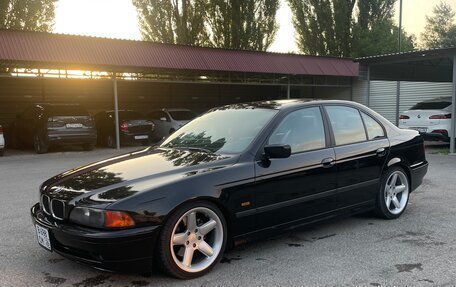 BMW 5 серия, 1997 год, 900 000 рублей, 2 фотография