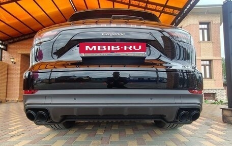 Porsche Cayenne III, 2022 год, 12 500 000 рублей, 2 фотография