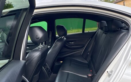 BMW 3 серия, 2012 год, 1 600 000 рублей, 4 фотография