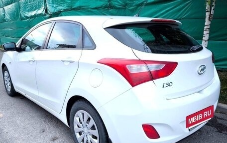 Hyundai i30 II рестайлинг, 2015 год, 810 000 рублей, 3 фотография