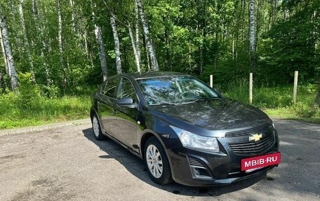 Chevrolet Cruze II, 2013 год, 750 000 рублей, 3 фотография