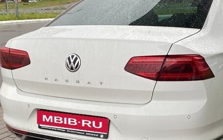Volkswagen Passat B8 рестайлинг, 2019 год, 2 810 000 рублей, 9 фотография