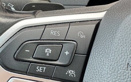 Volkswagen Passat B8 рестайлинг, 2019 год, 2 810 000 рублей, 15 фотография