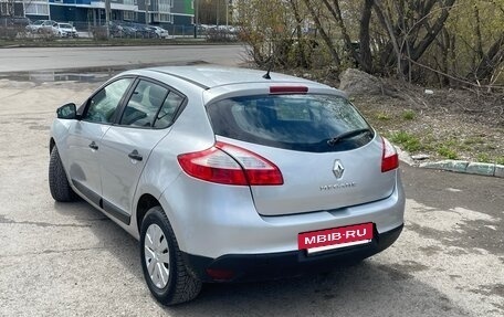 Renault Megane III, 2011 год, 558 000 рублей, 2 фотография