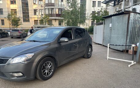 KIA cee'd I рестайлинг, 2012 год, 715 000 рублей, 2 фотография