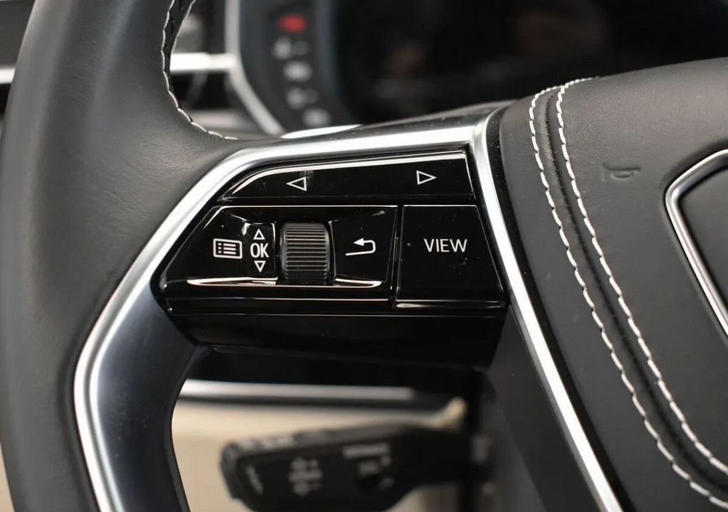 Audi S8, 2021 год, 13 449 000 рублей, 10 фотография