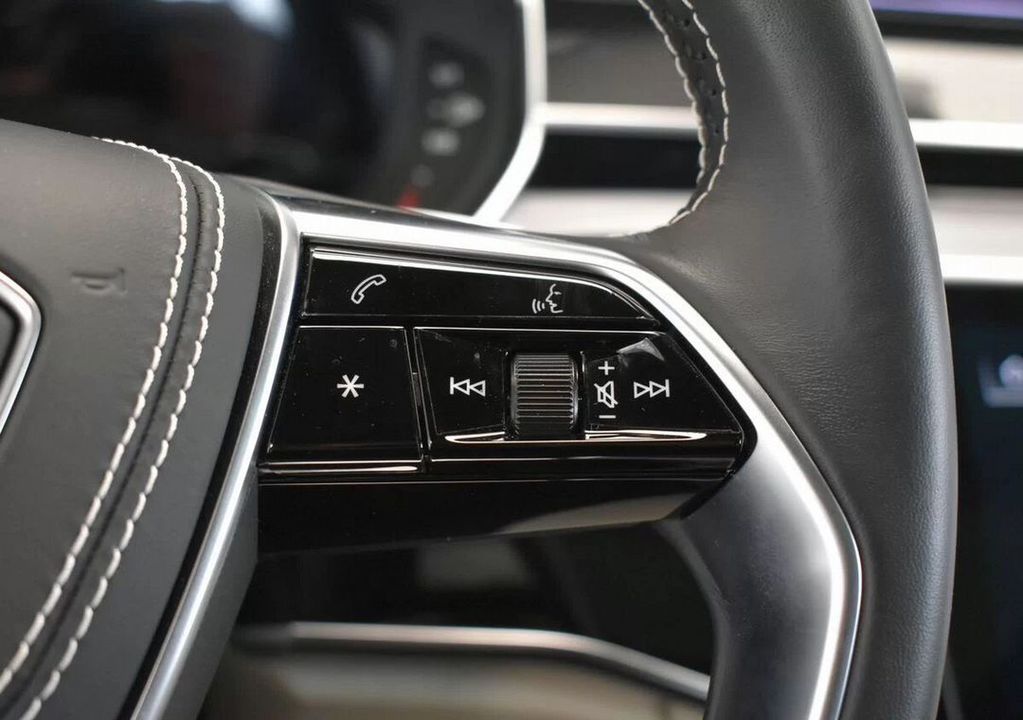 Audi S8, 2021 год, 13 449 000 рублей, 11 фотография