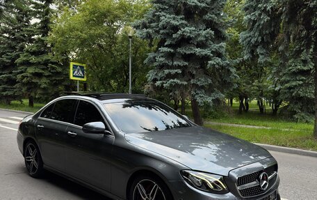Mercedes-Benz E-Класс, 2016 год, 2 850 000 рублей, 3 фотография