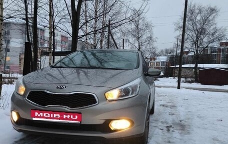 KIA cee'd III, 2013 год, 1 200 000 рублей, 2 фотография