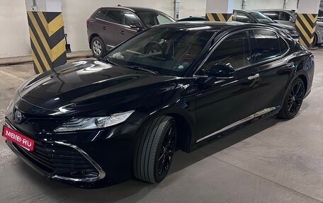 Toyota Camry, 2022 год, 4 000 000 рублей, 2 фотография