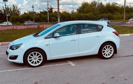 Opel Astra J, 2014 год, 930 000 рублей, 2 фотография