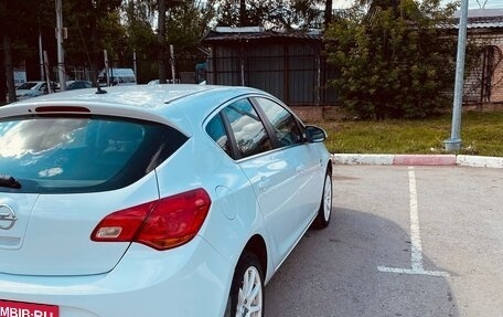 Opel Astra J, 2014 год, 930 000 рублей, 5 фотография