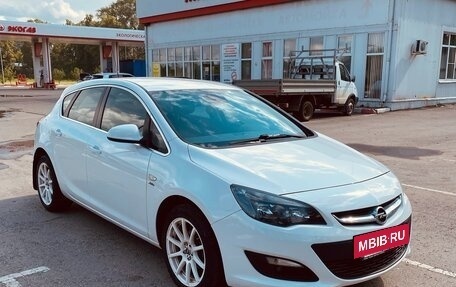 Opel Astra J, 2014 год, 930 000 рублей, 7 фотография