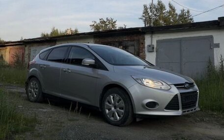 Ford Focus III, 2011 год, 910 000 рублей, 2 фотография