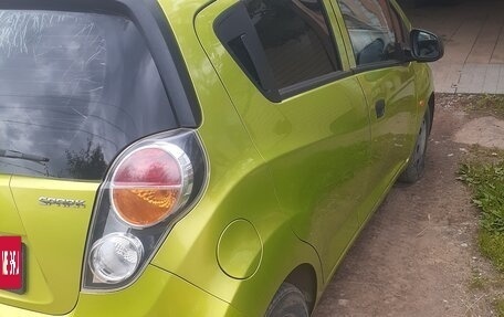 Chevrolet Spark III, 2011 год, 350 000 рублей, 2 фотография