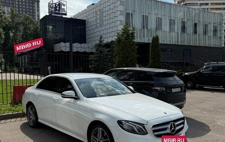 Mercedes-Benz E-Класс, 2019 год, 3 500 000 рублей, 3 фотография