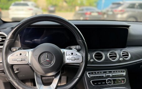 Mercedes-Benz E-Класс, 2019 год, 3 500 000 рублей, 12 фотография