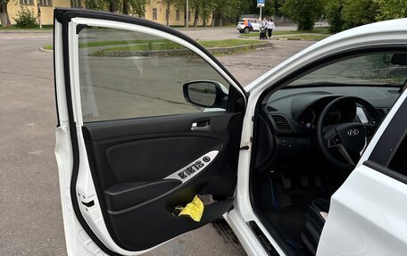Hyundai Solaris II рестайлинг, 2014 год, 850 000 рублей, 6 фотография