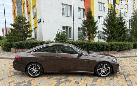 Mercedes-Benz E-Класс, 2016 год, 2 750 000 рублей, 2 фотография
