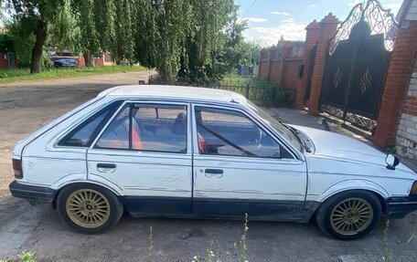 Mazda Familia, 1987 год, 249 000 рублей, 4 фотография