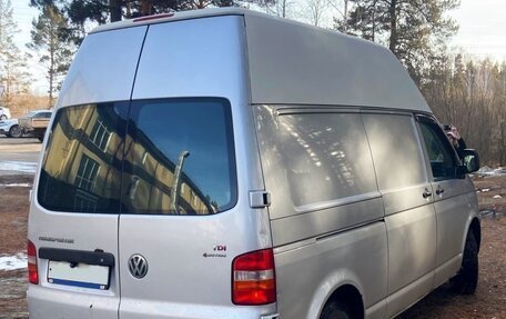 Volkswagen Transporter T5 рестайлинг, 2009 год, 1 700 000 рублей, 9 фотография