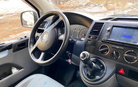 Volkswagen Transporter T5 рестайлинг, 2009 год, 1 700 000 рублей, 7 фотография