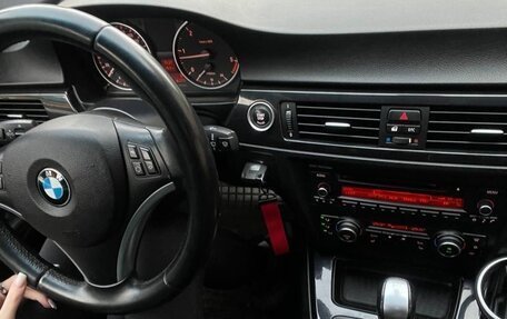 BMW 3 серия, 2010 год, 1 400 000 рублей, 13 фотография