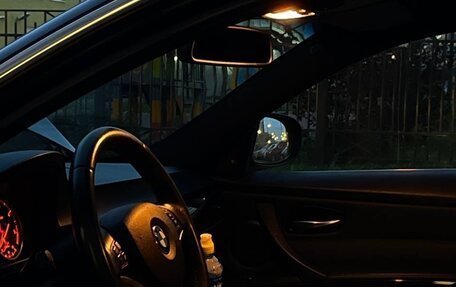 BMW 3 серия, 2010 год, 1 400 000 рублей, 15 фотография