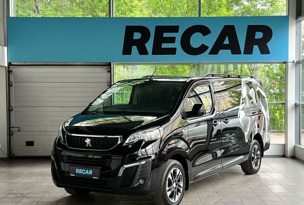 Peugeot Traveller, 2021 год, 4 700 000 рублей, 1 фотография