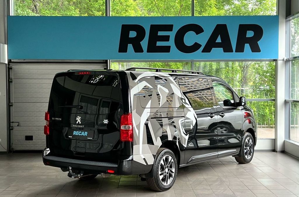 Peugeot Traveller, 2021 год, 4 700 000 рублей, 5 фотография