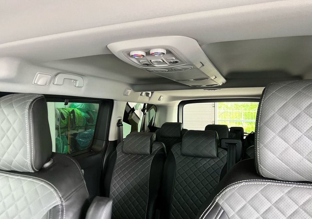 Peugeot Traveller, 2021 год, 4 700 000 рублей, 20 фотография