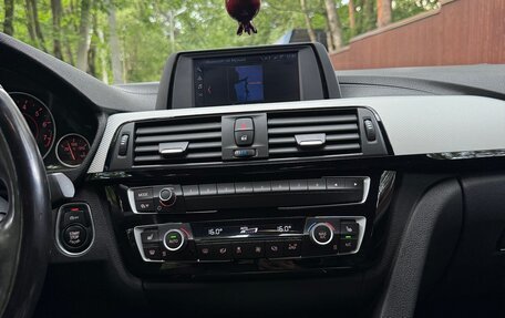 BMW 3 серия, 2018 год, 2 490 000 рублей, 15 фотография
