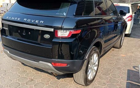 Land Rover Range Rover Evoque II, 2019 год, 2 550 000 рублей, 3 фотография