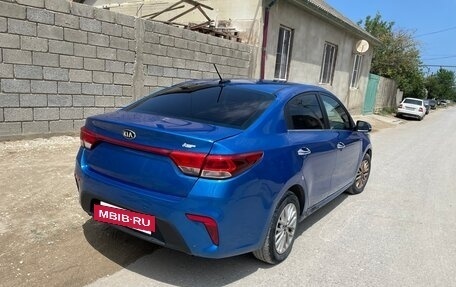 KIA Rio IV, 2017 год, 890 000 рублей, 3 фотография