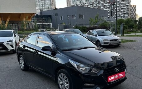 Hyundai Solaris II рестайлинг, 2019 год, 1 530 000 рублей, 10 фотография