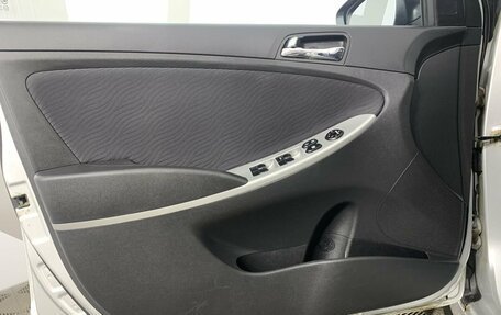 Hyundai Solaris II рестайлинг, 2013 год, 664 000 рублей, 8 фотография