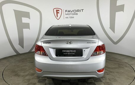 Hyundai Solaris II рестайлинг, 2013 год, 664 000 рублей, 3 фотография