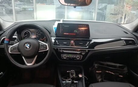 BMW 1 серия, 2022 год, 1 530 000 рублей, 2 фотография