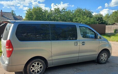 Hyundai Grand Starex Grand Starex I рестайлинг 2, 2014 год, 2 325 000 рублей, 3 фотография