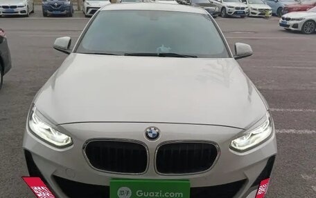 BMW 1 серия, 2022 год, 1 530 000 рублей, 8 фотография