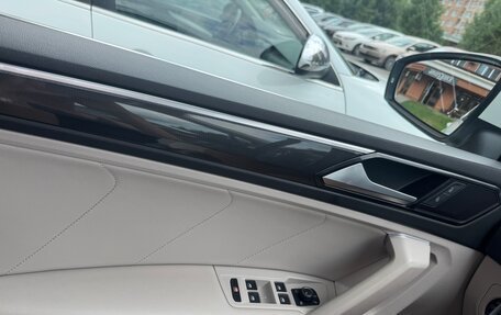 Volkswagen Tiguan II, 2018 год, 3 375 000 рублей, 8 фотография