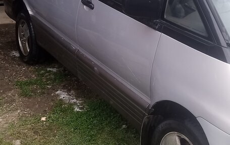 Toyota Estima III рестайлинг -2, 1993 год, 260 000 рублей, 4 фотография