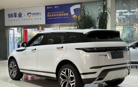 Land Rover Range Rover Evoque II, 2022 год, 3 133 000 рублей, 2 фотография