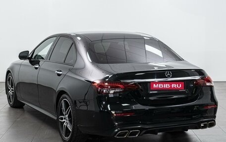 Mercedes-Benz E-Класс, 2020 год, 3 500 000 рублей, 2 фотография