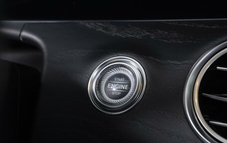 Mercedes-Benz E-Класс, 2020 год, 3 500 000 рублей, 18 фотография