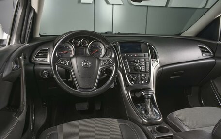 Opel Astra J, 2010 год, 799 000 рублей, 6 фотография